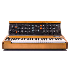 moog_minimoog_model_d_1